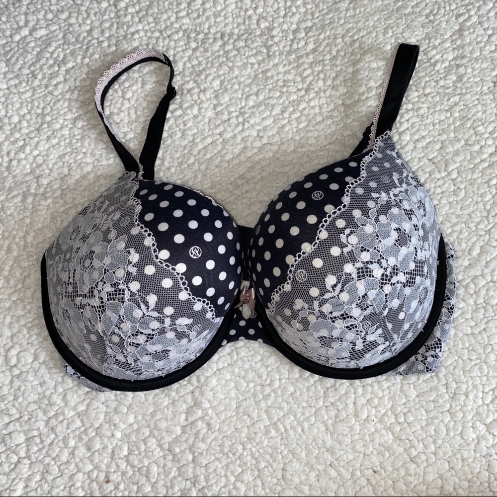 VS Bra
